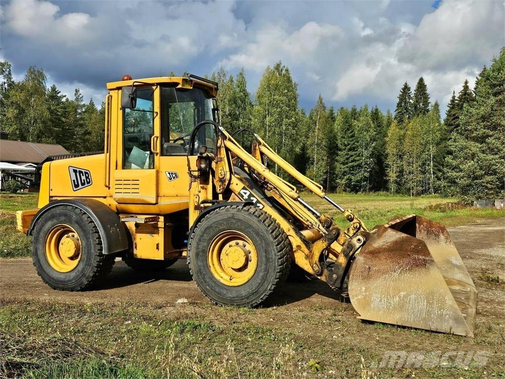 JCB 411 Iekrāvēji uz riteņiem