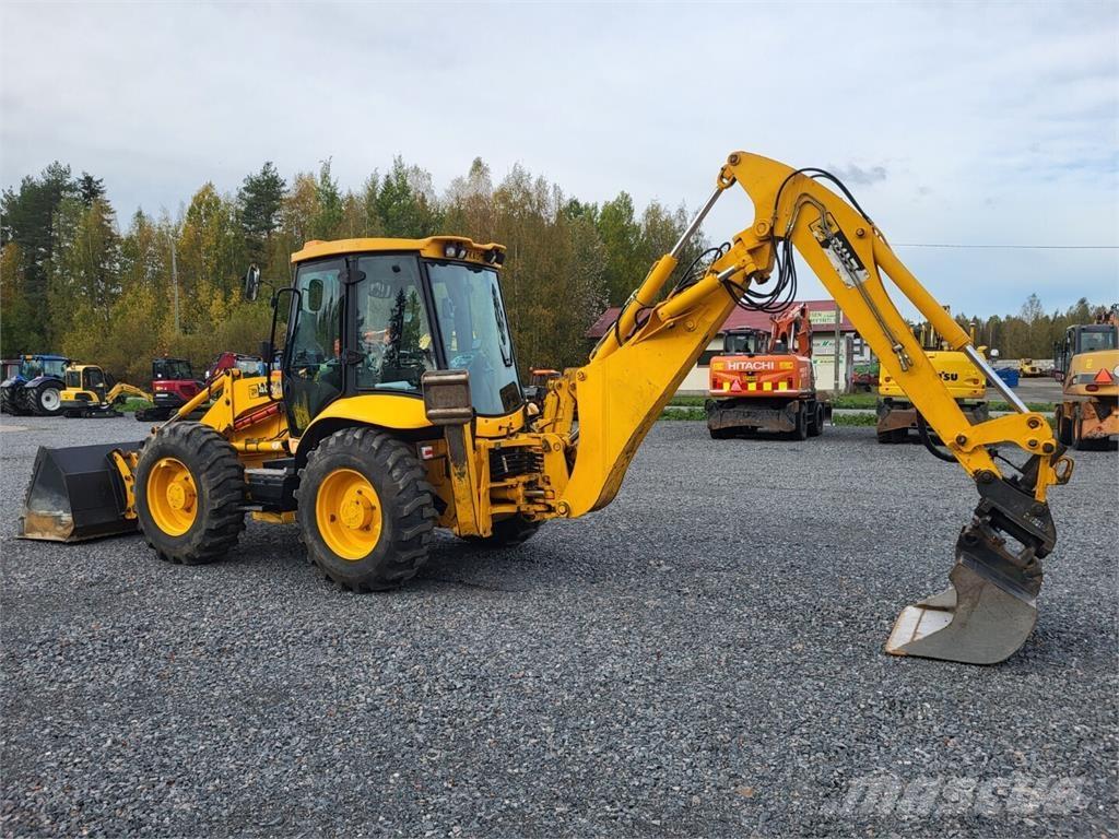 JCB 4CN Ekskavatori-iekrāvēji