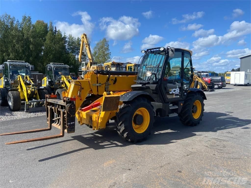 JCB 535-125 Teleskopiskie manipulatori