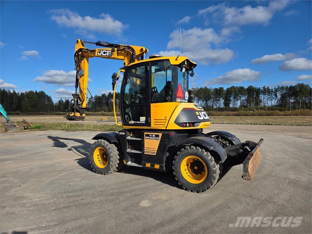 JCB Hydradig 110W Ekskavatori uz riteņiem