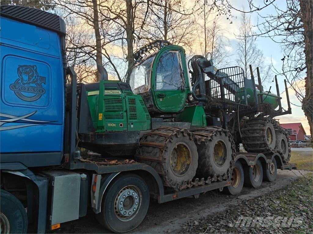 John Deere 1110 E Forvarderi
