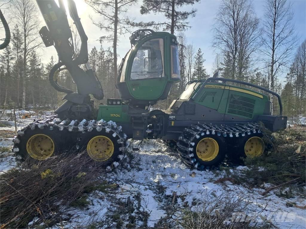 John Deere 1170 G Harvesteri