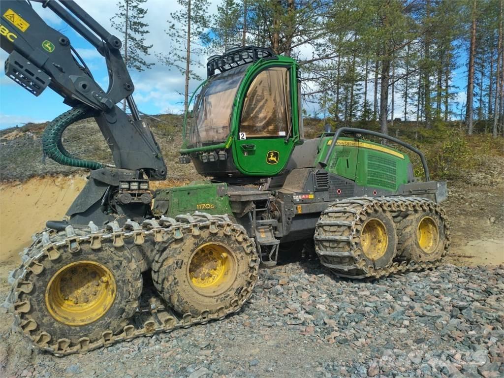 John Deere 1170G Harvesteri