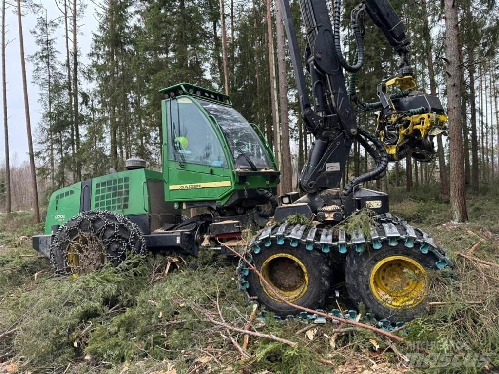 John Deere 1270D Harvesteri