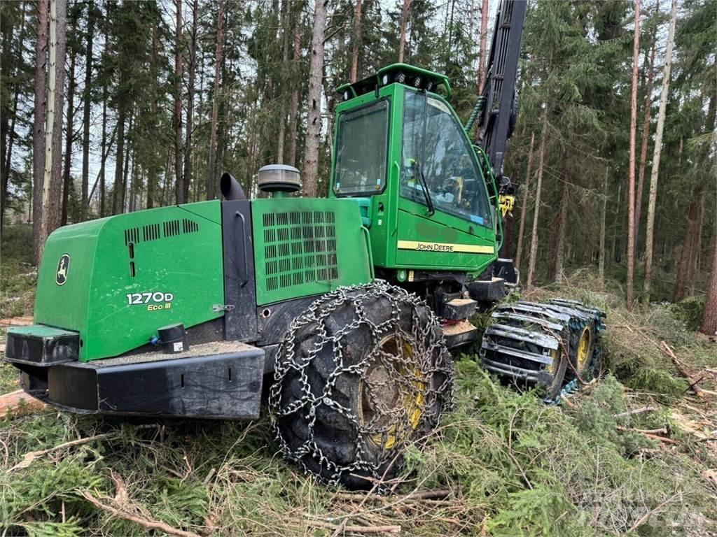 John Deere 1270D Harvesteri