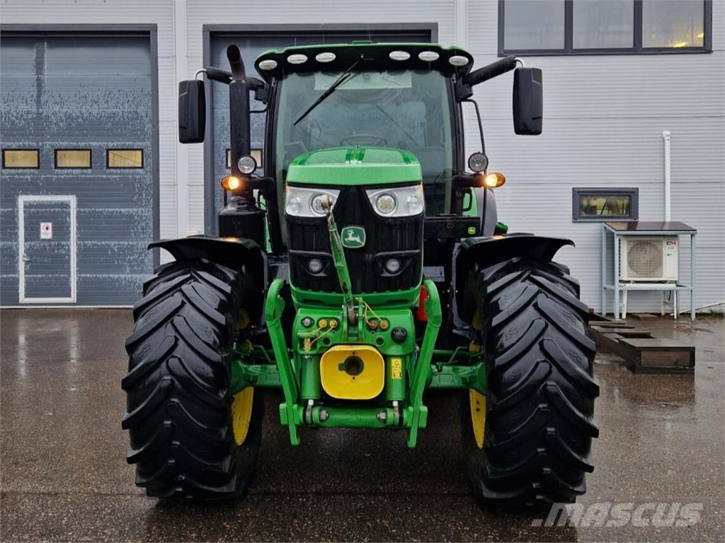John Deere 6155 R Traktori