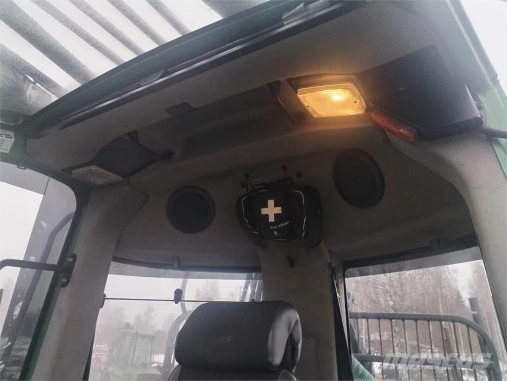 John Deere 810 E Forvarderi