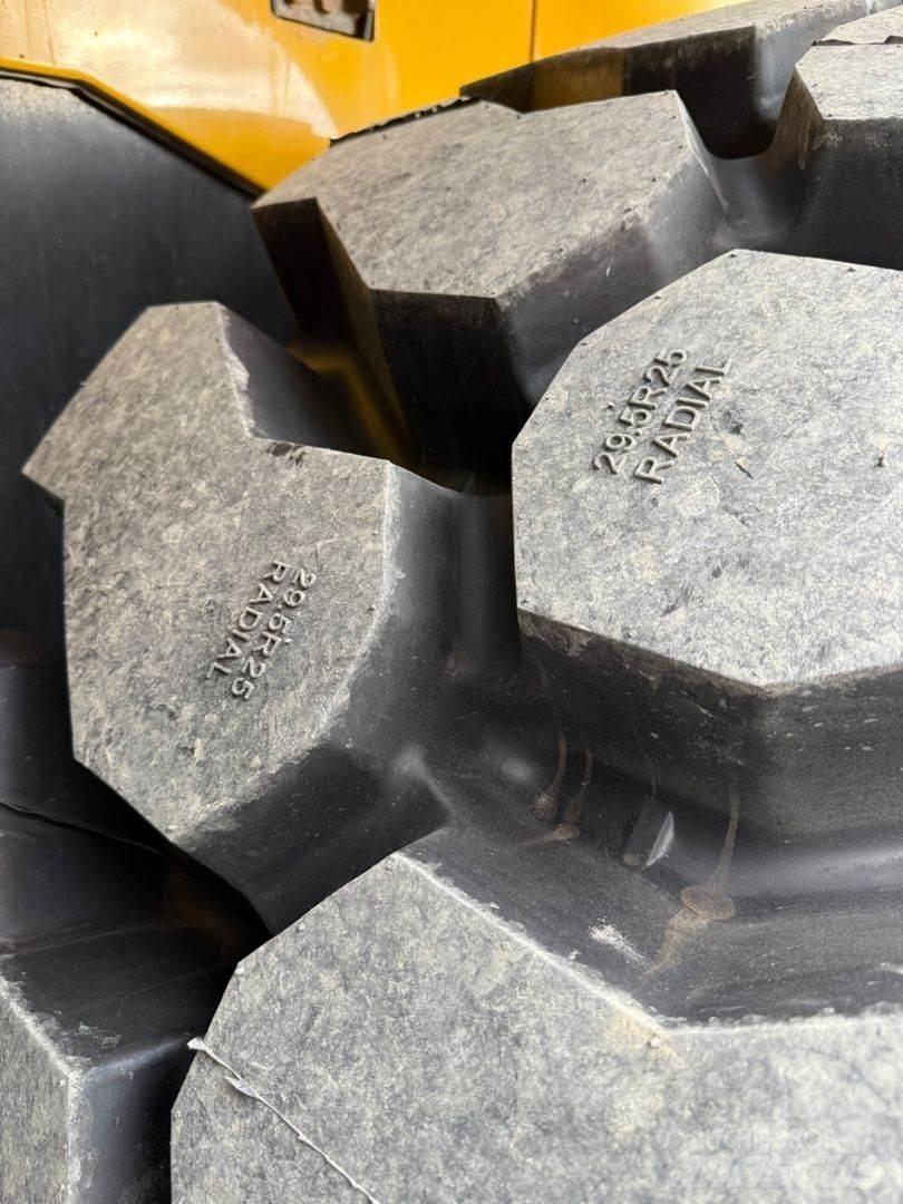 Komatsu WA500-7 Iekrāvēji uz riteņiem