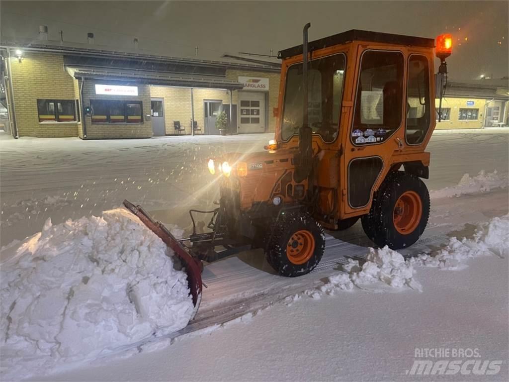 Kubota B 1700 4*4 Komunālā tehnika- Citi
