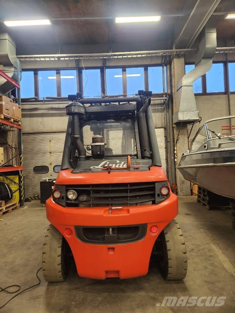 Linde H70D-01 Tehnika ar dīzeļa dzinēju