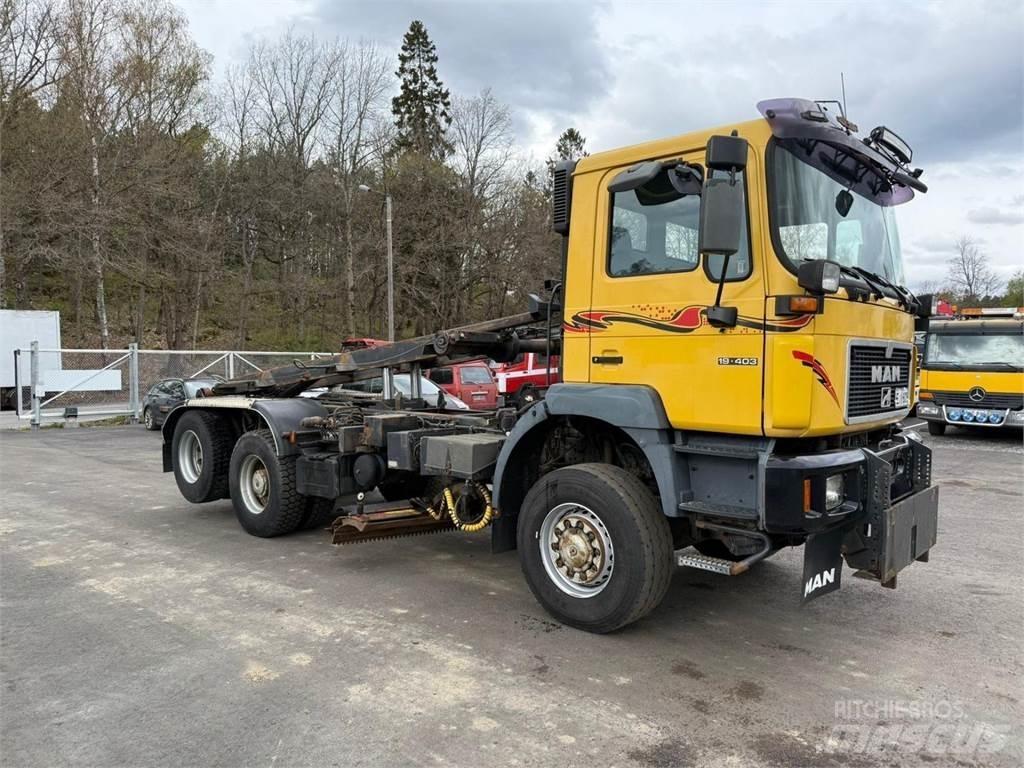 MAN 19.403 4x4 + 2 Pilsētas atkritumvedēji