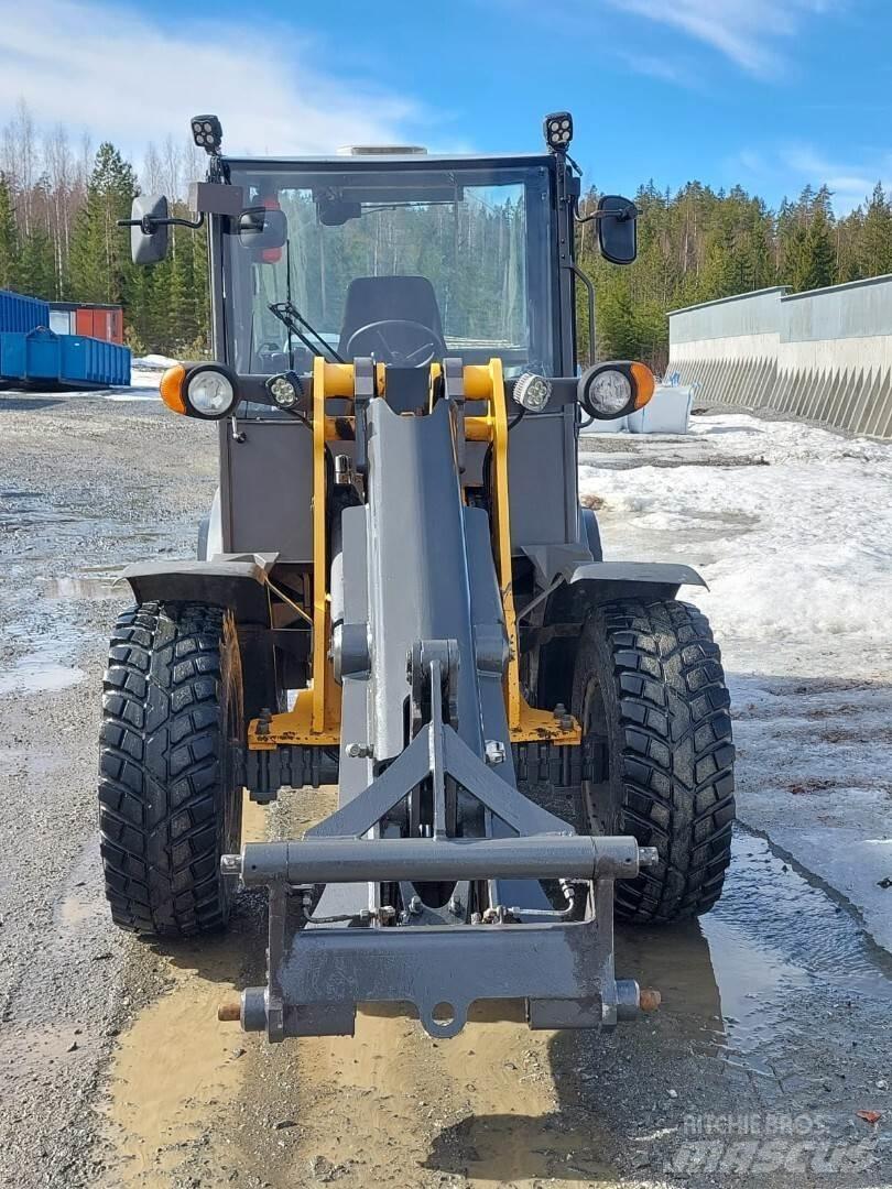 Mecalac Ax 850 Iekrāvēji uz riteņiem