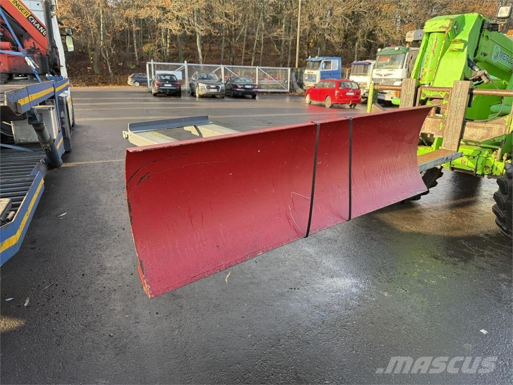 Merlo P 34.7 Teleskopiskie manipulatori