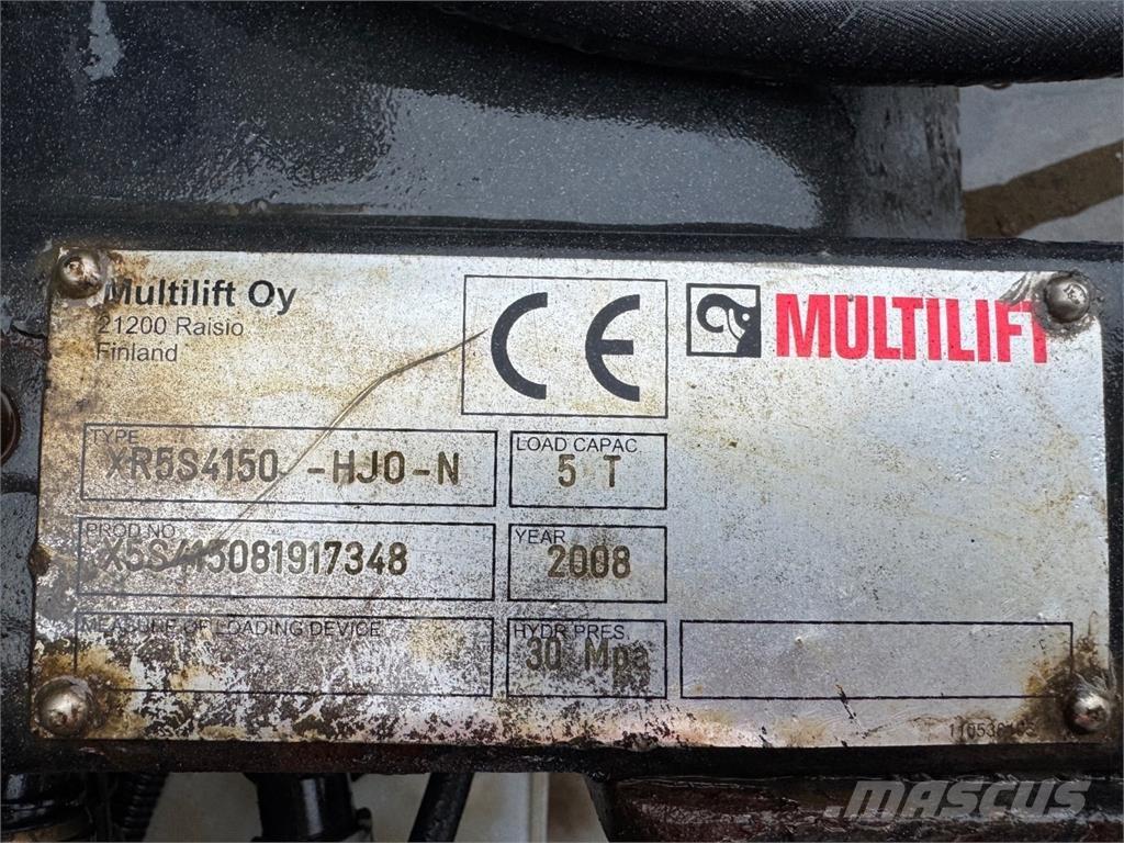 Nissan Atleon Treileri ar āķi