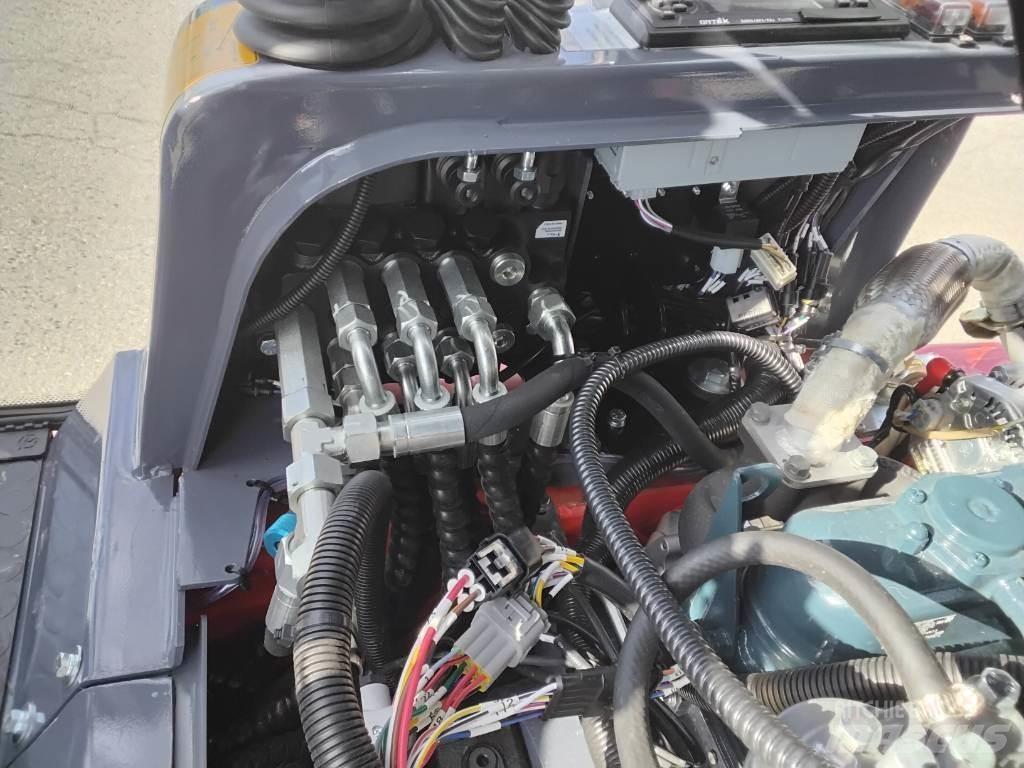 QuattroX QX-810 Mini iekrāvēji