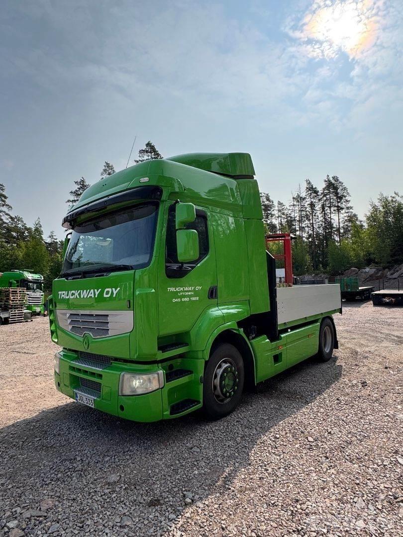 Renault Premium Smagās mašīnas ar celtni