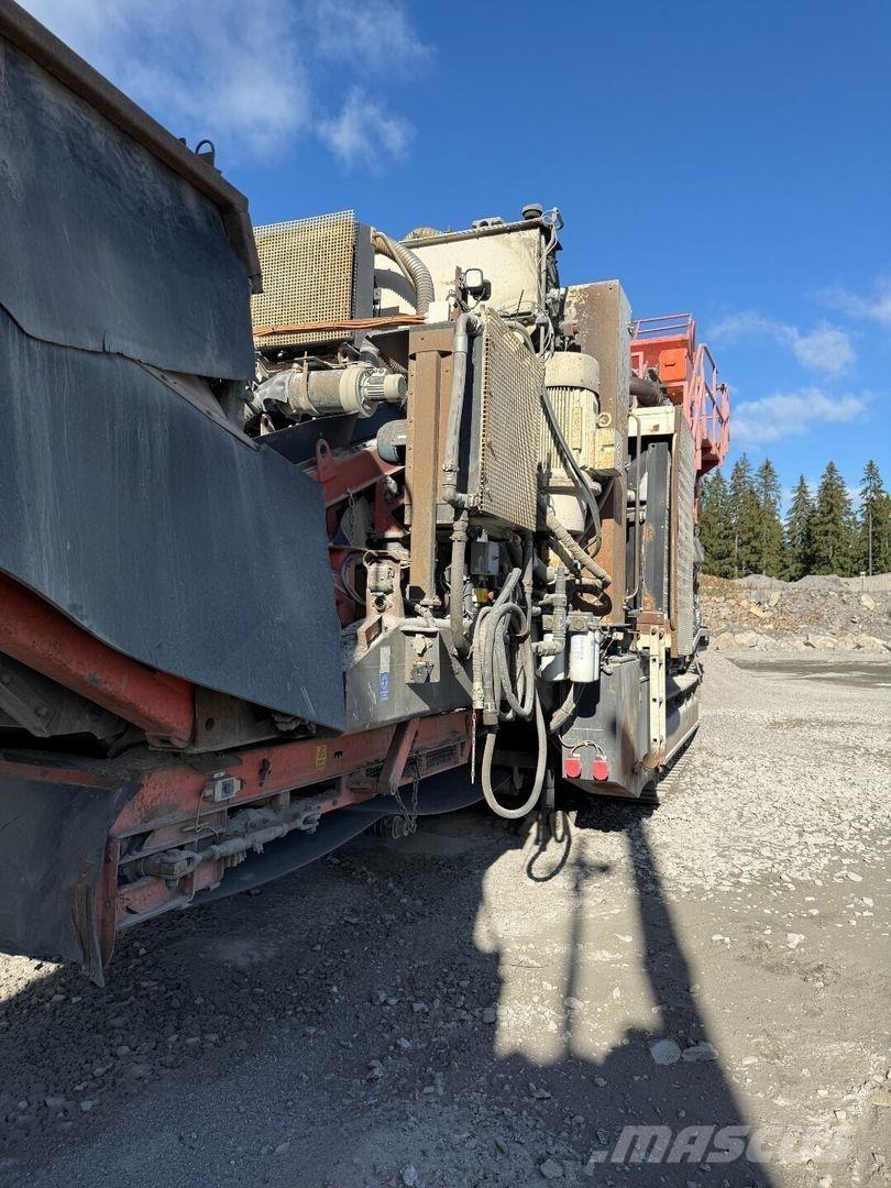 Sandvik WH440e Drupinātāji