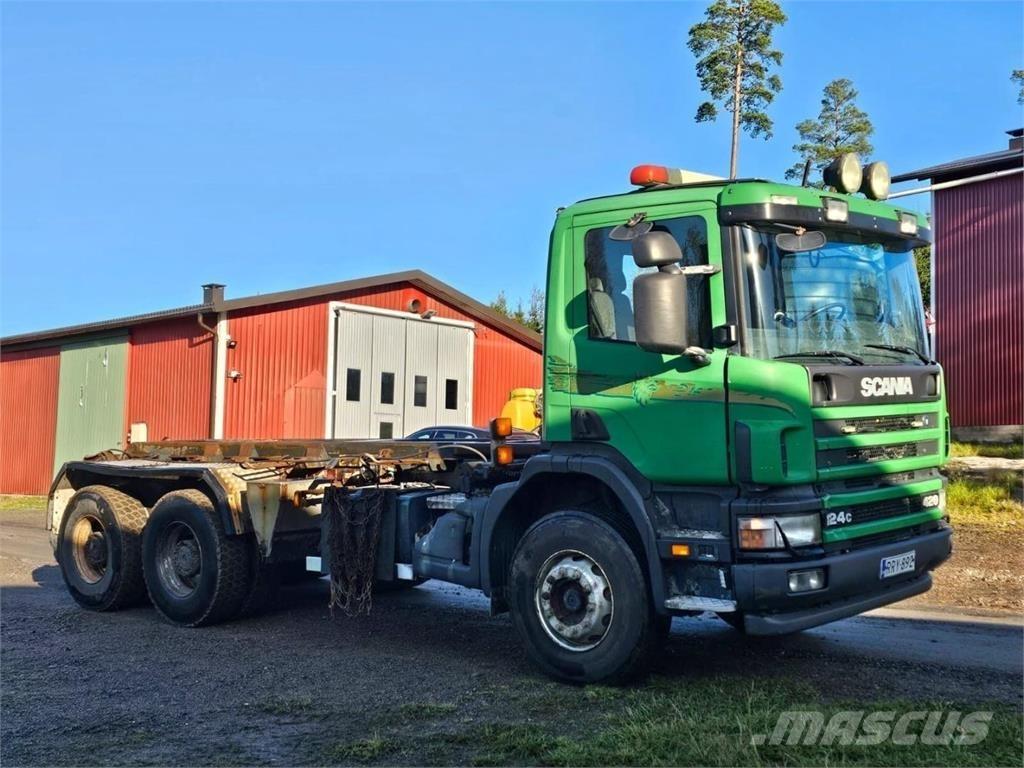 Scania 124C 6X4 Treileri ar āķi