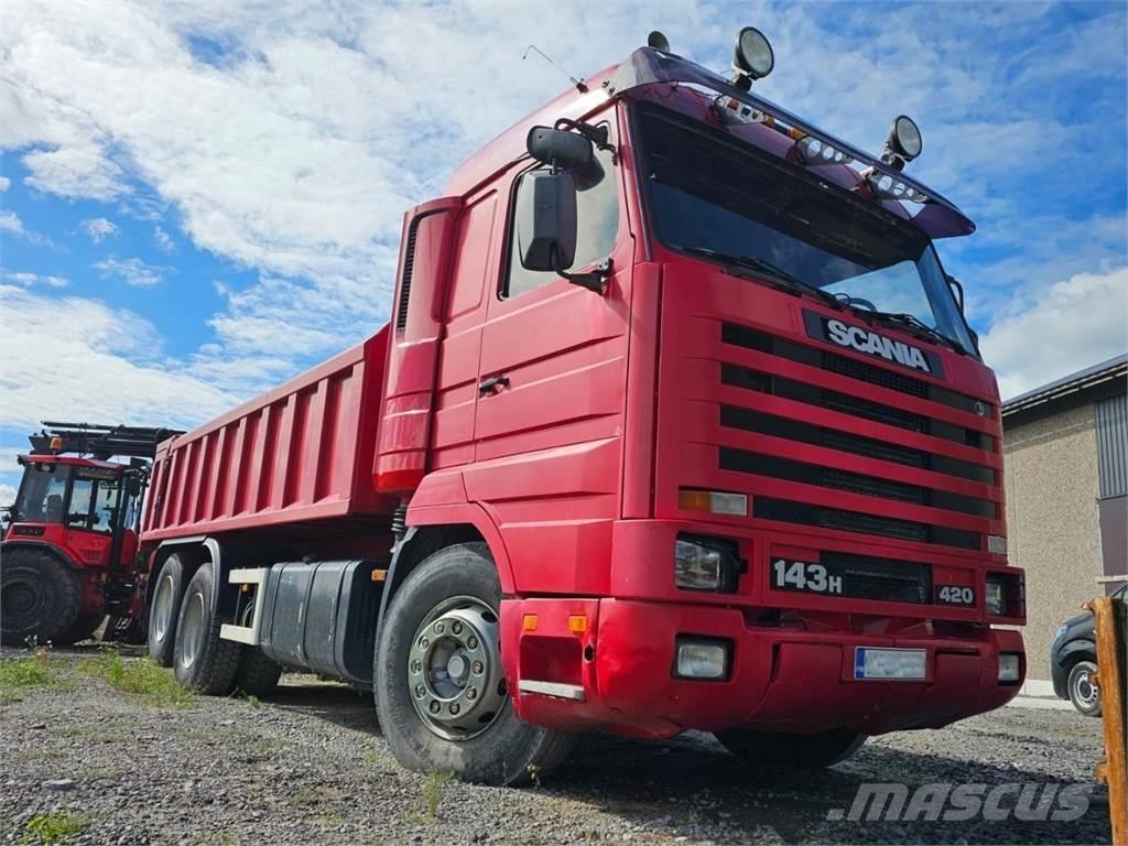 Scania 143H 6X2 Pašizgāzējs