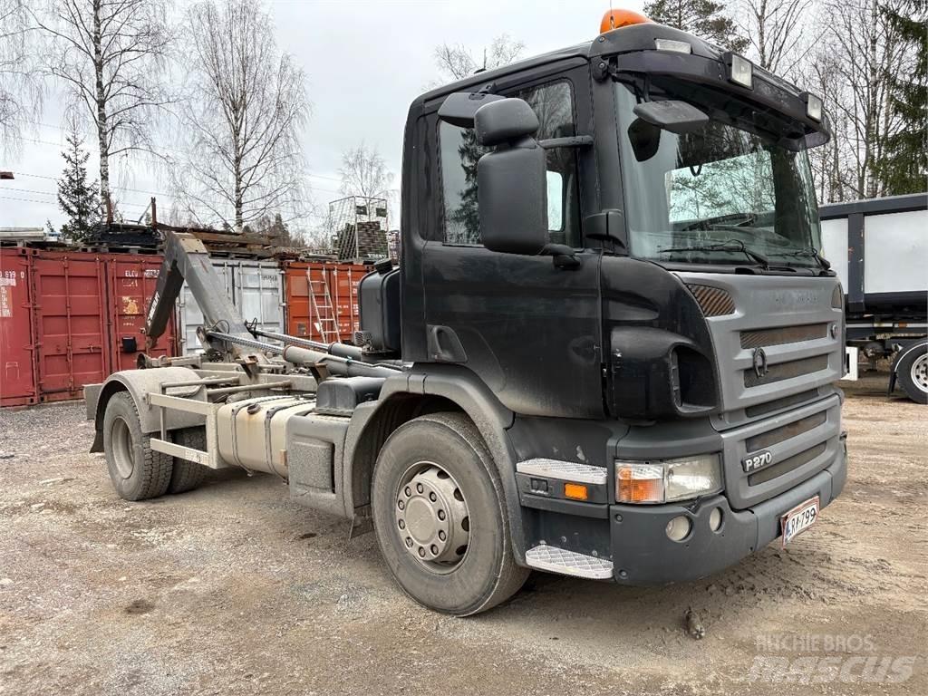 Scania P 9 d Treileri ar āķi