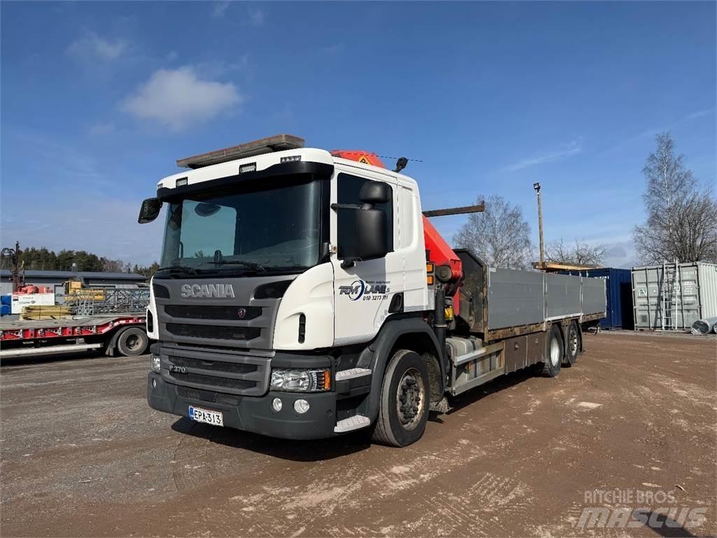 Scania P370 Smagās mašīnas ar celtni