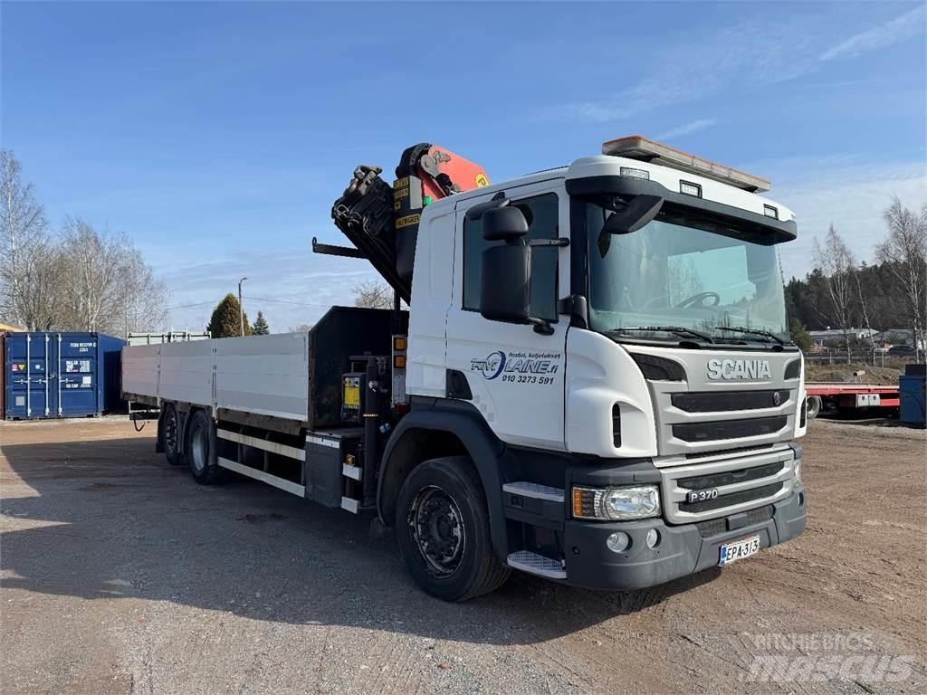 Scania P370 Smagās mašīnas ar celtni