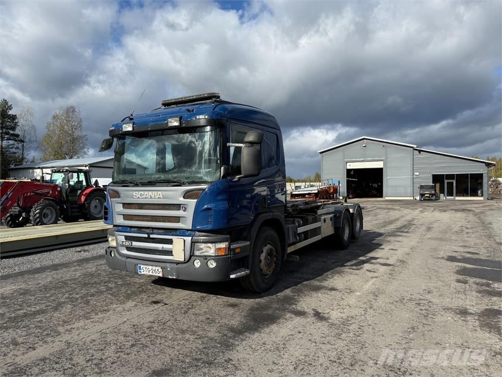 Scania P420 6x2 Treileri ar āķi