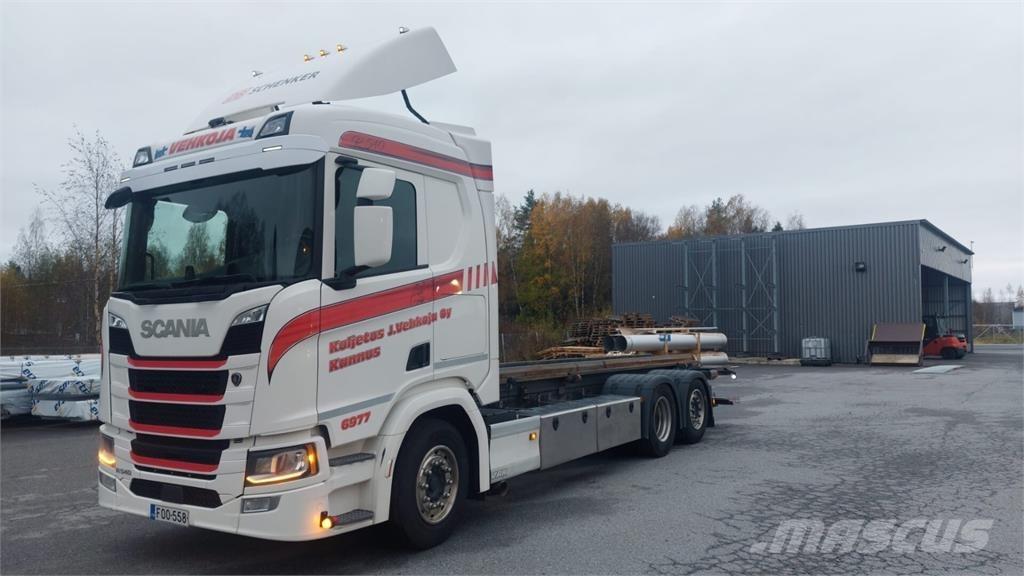 Scania R 540 6x2 Smagās mašīnas ar konteineriem