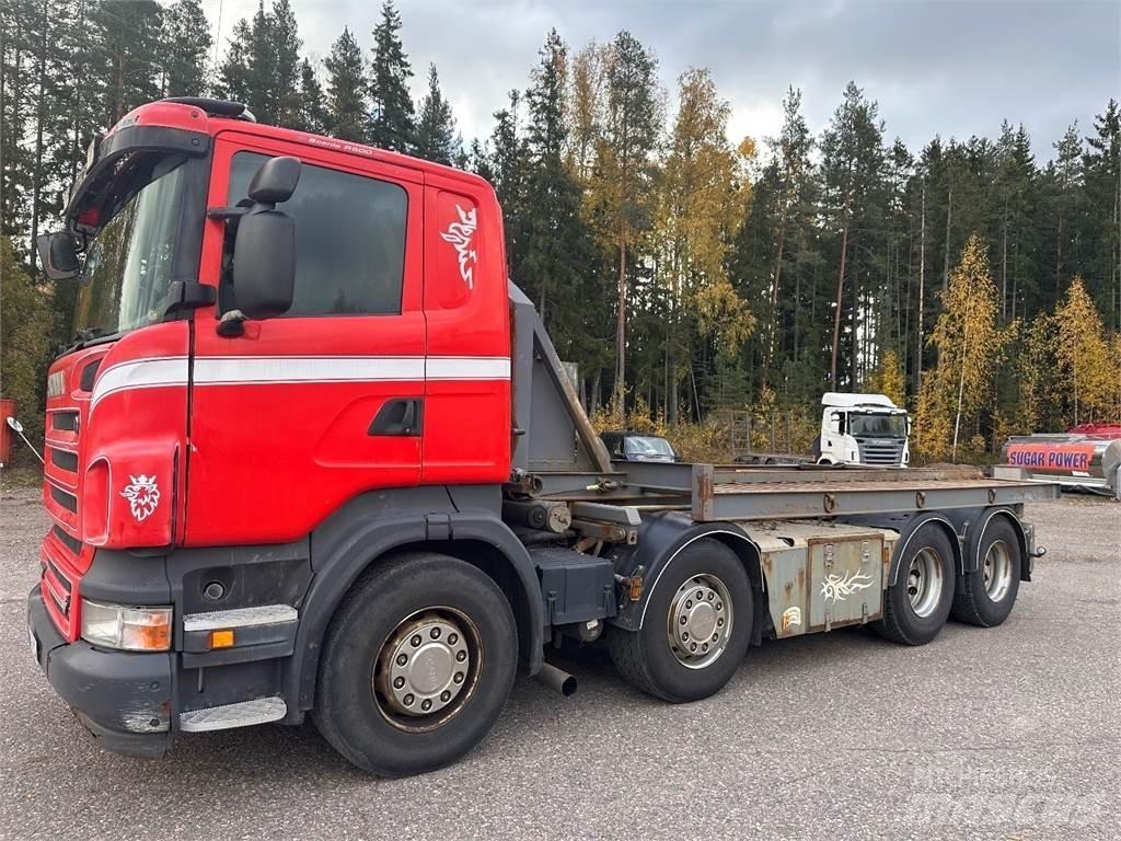 Scania R500 8X4 Treileri ar āķi