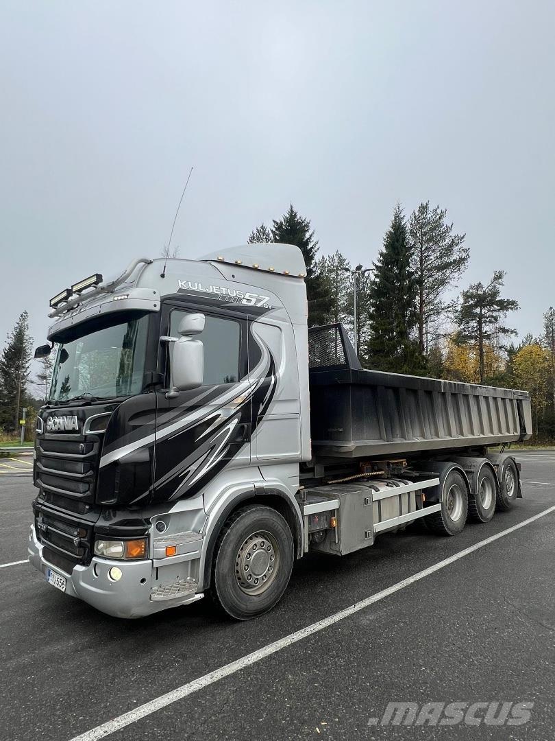 Scania R730 Treileri ar āķi