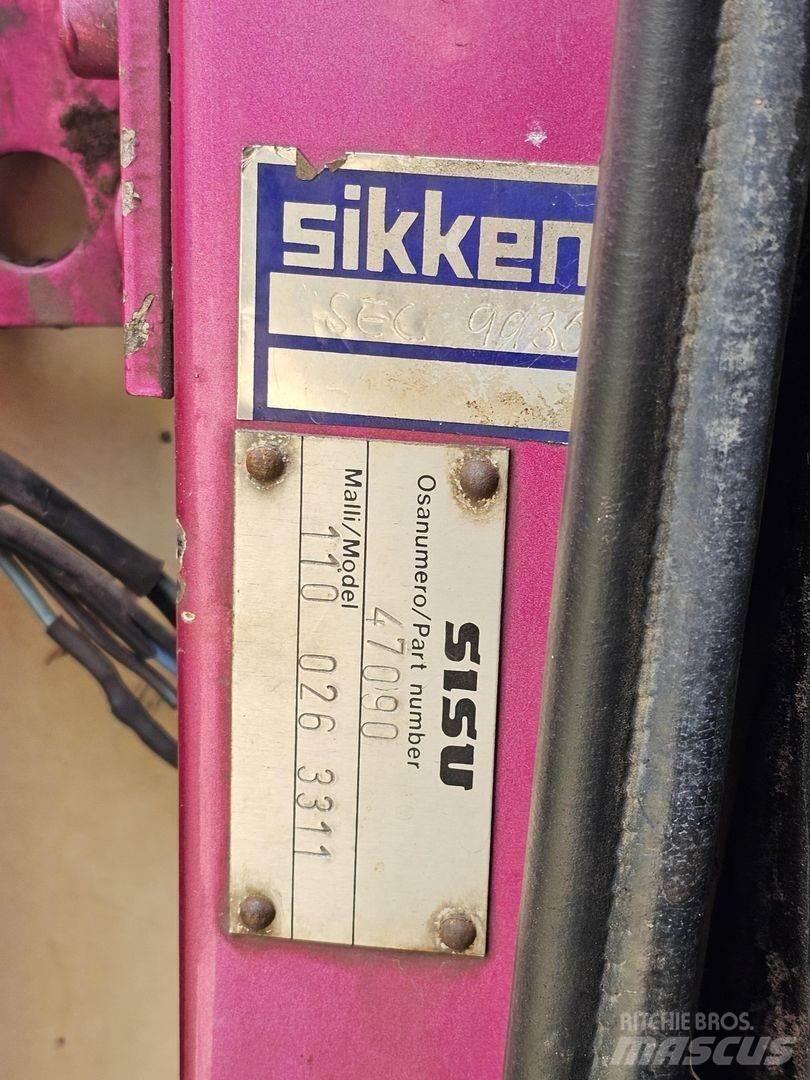 Sisu SM 510 6x2 Treileri meža tehnikas transportēšanai