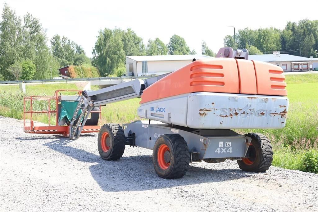 SkyJack SJ 45T Vertikālie pacēlāji