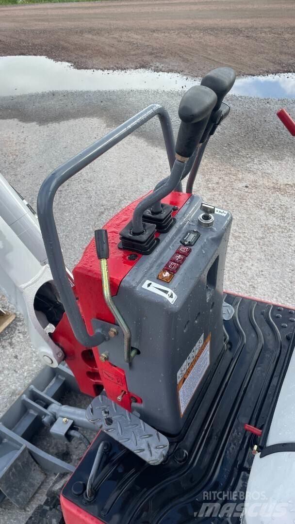 Takeuchi TB210R Mini ekskavatori < 7 t