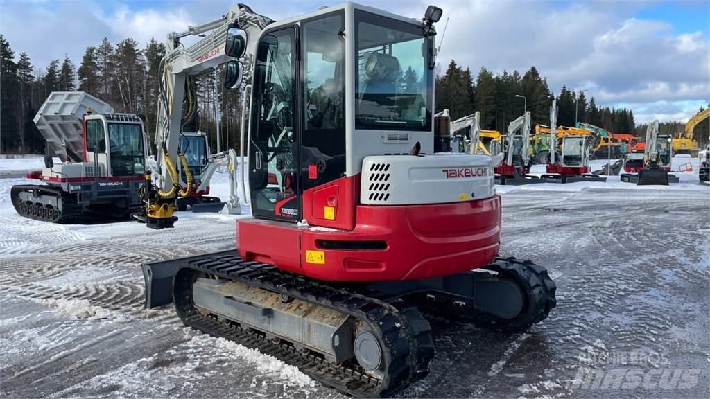 Takeuchi TB280FR Vidēja lieluma ekskavatori 7 t - 12 t