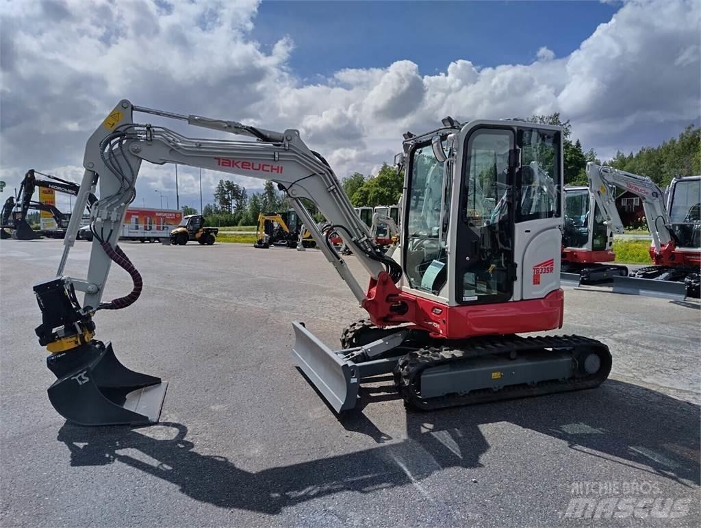 Takeuchi TB335R Mini ekskavatori < 7 t