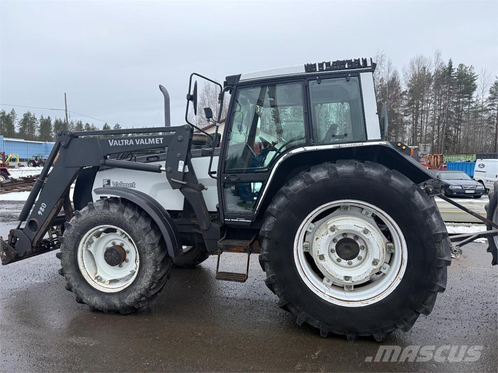 Valmet 8100 Turbo Traktori