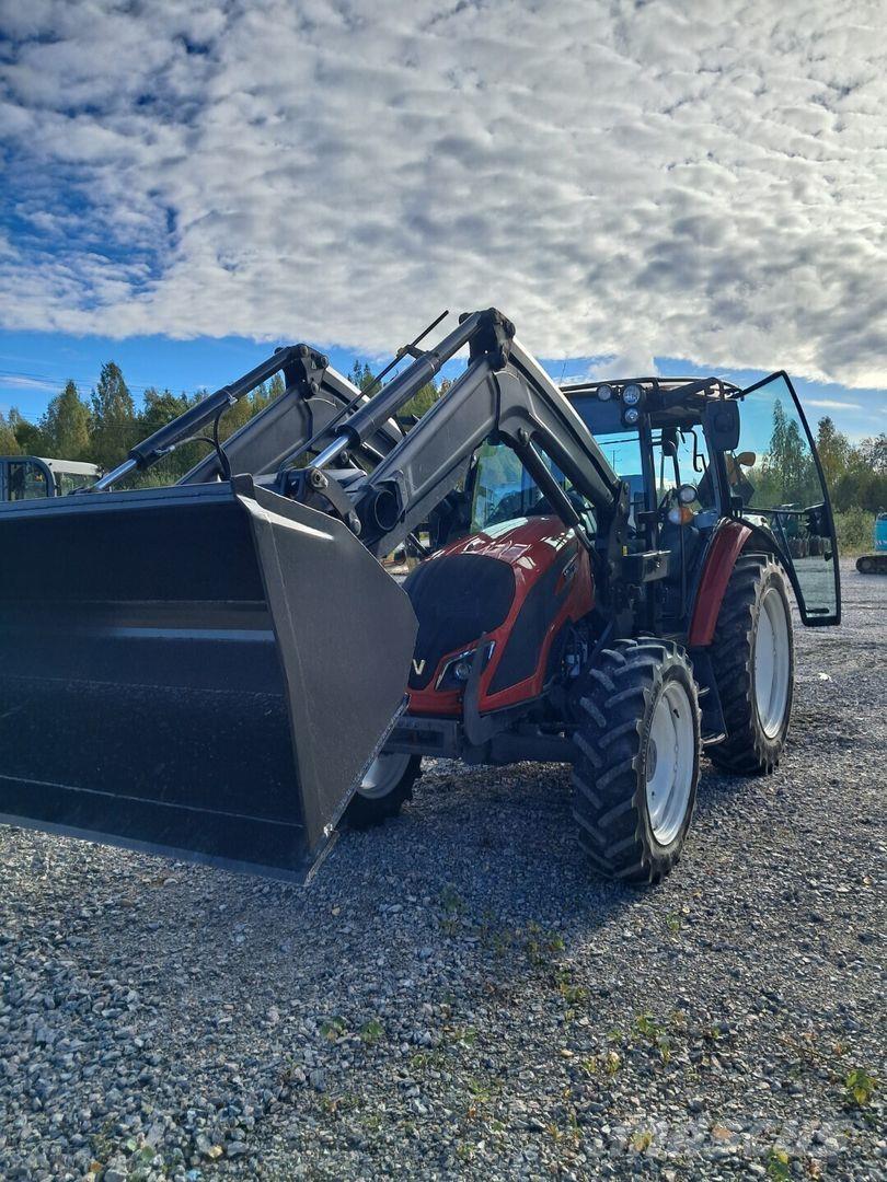 Valtra A94 hitec Traktori