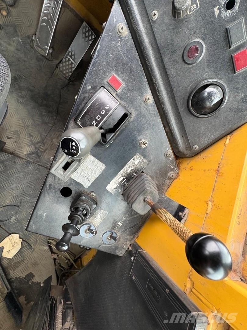 Volvo A 25 C Artikulētie pašizgāzēji
