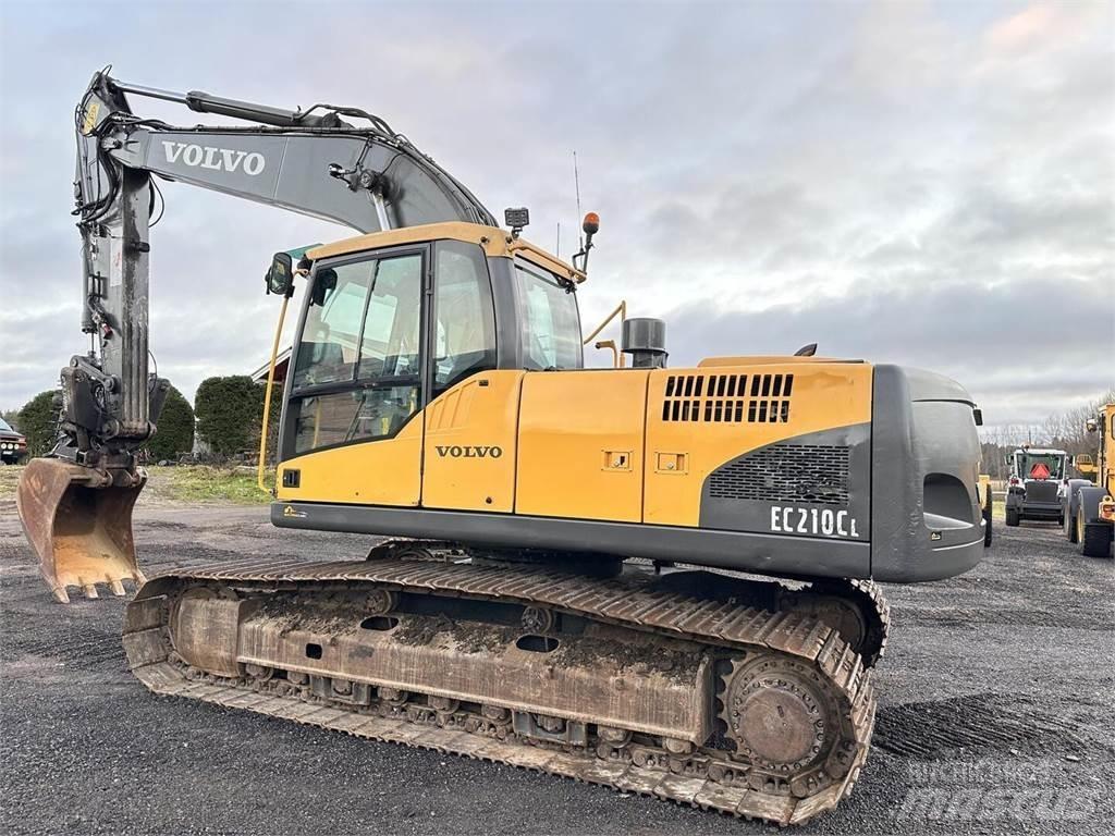 Volvo EC210CL Kāpurķēžu ekskavatori
