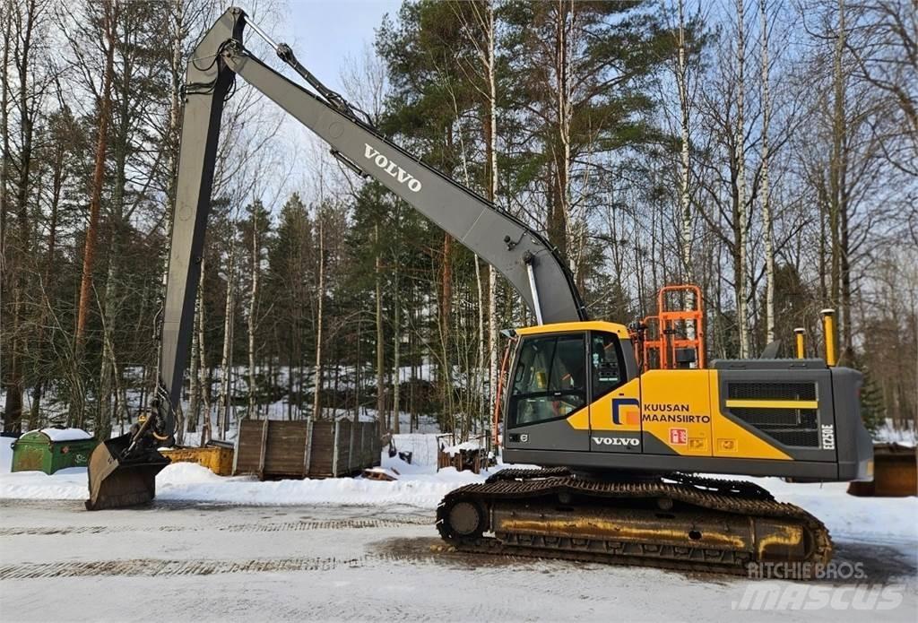 Volvo EC250EL Kāpurķēžu ekskavatori