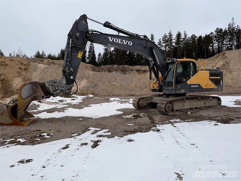 Volvo EC250EL Kāpurķēžu ekskavatori
