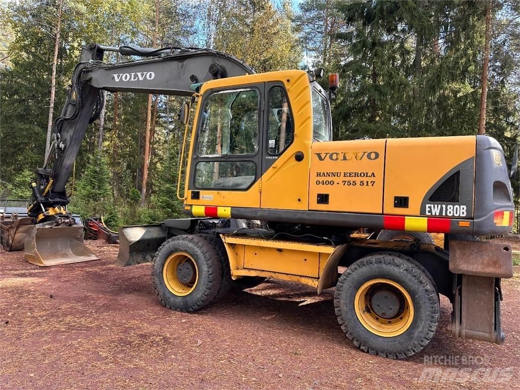 Volvo EW180B Ekskavatori uz riteņiem