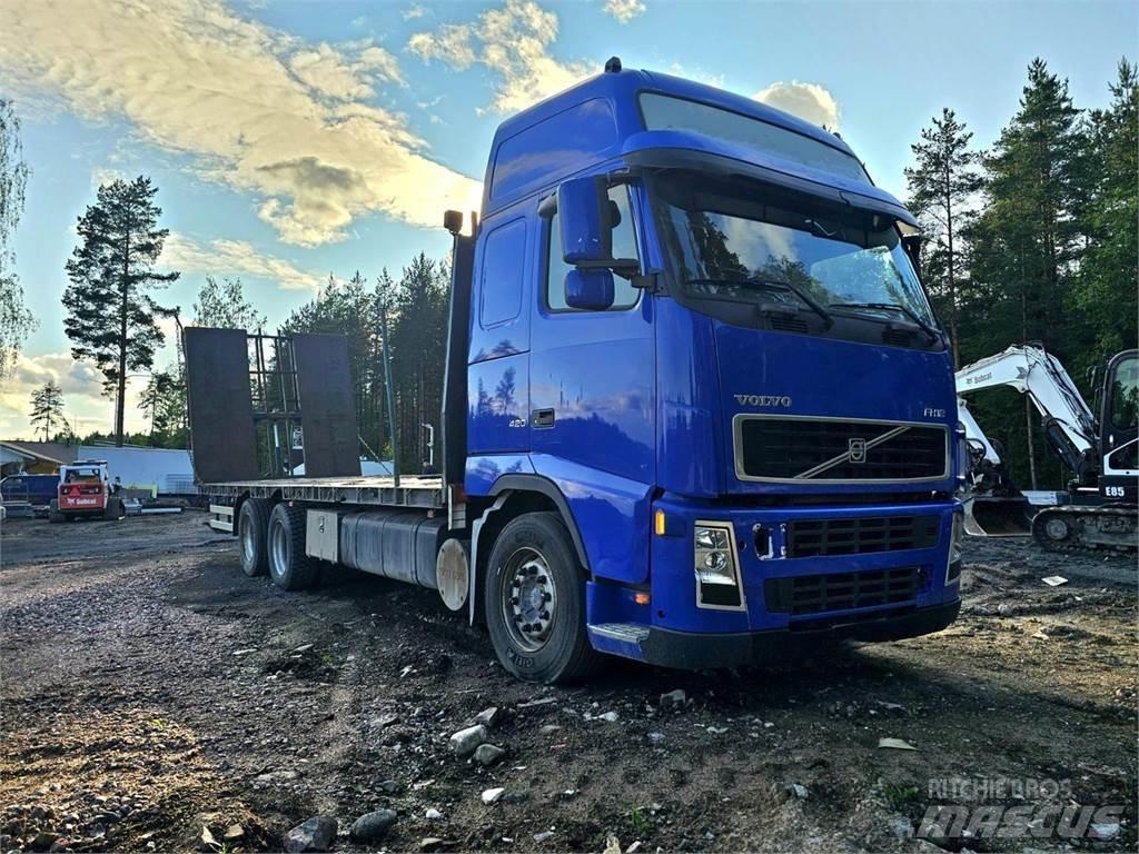 Volvo FH12 6x2 Platformas/izkraušana no sāniem