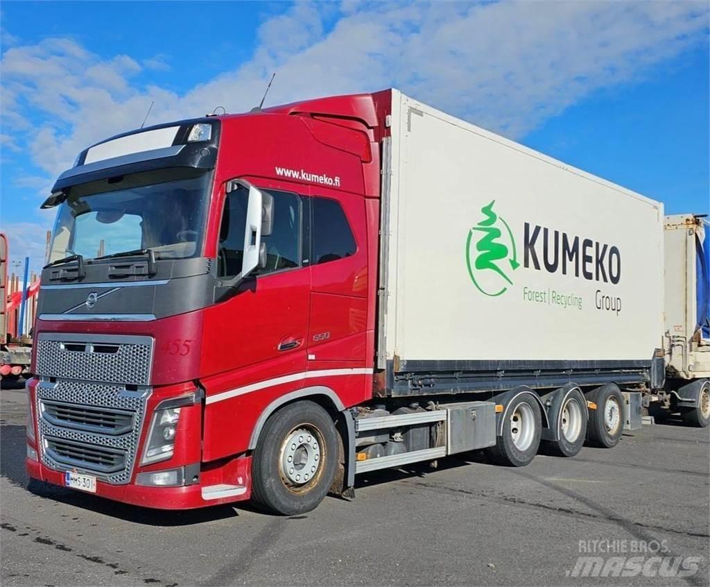 Volvo FH16 8x4 Koka skaidu vedēji