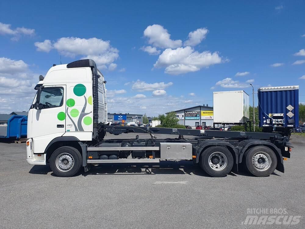 Volvo FH480 6x2 Treileri ar āķi