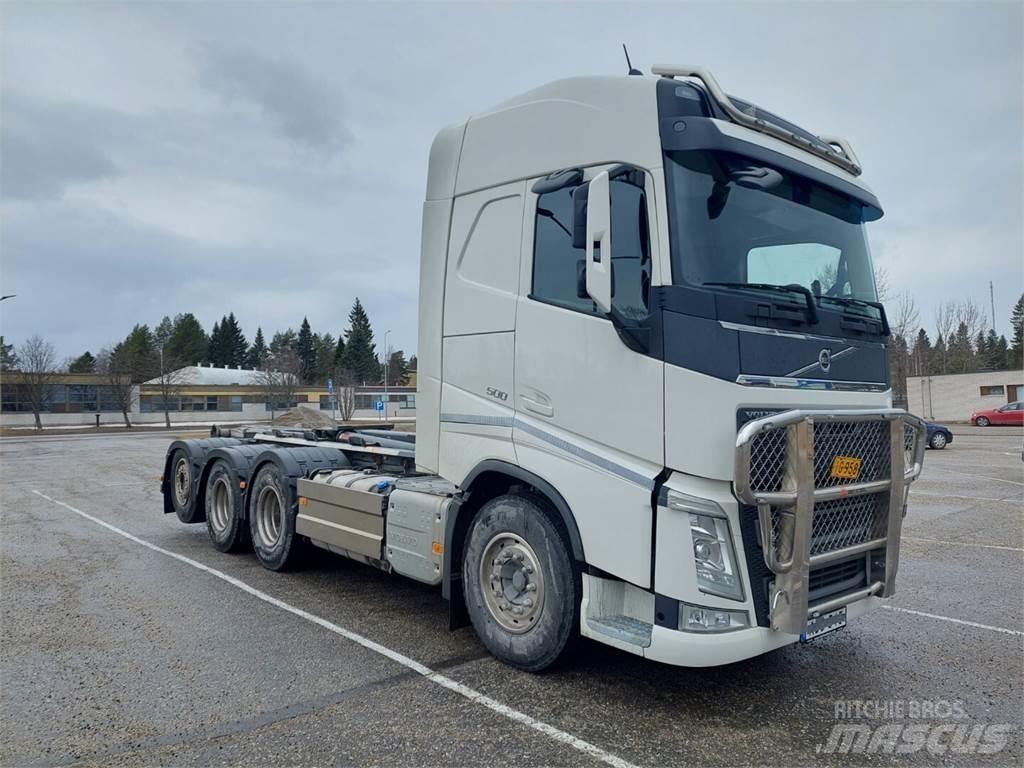 Volvo FH500 8x4 Treileri ar āķi
