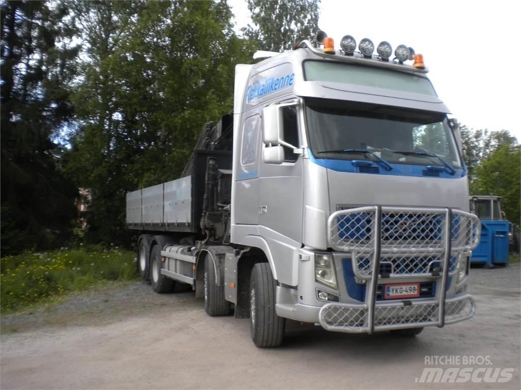 Volvo FH520 Treileri ar āķi