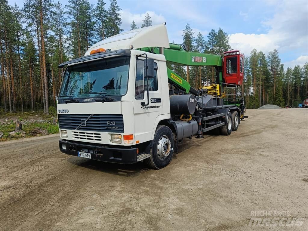 Volvo FL10 Smagās mašīnas ar celtni