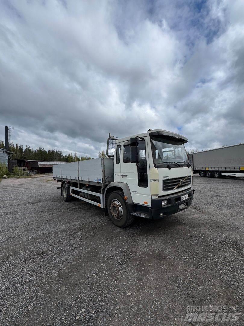 Volvo FL6 Platformas/izkraušana no sāniem