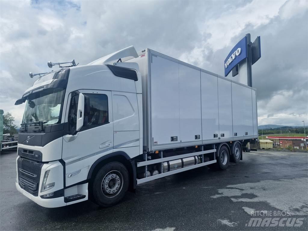 Volvo FM 500 6x2 Furgons